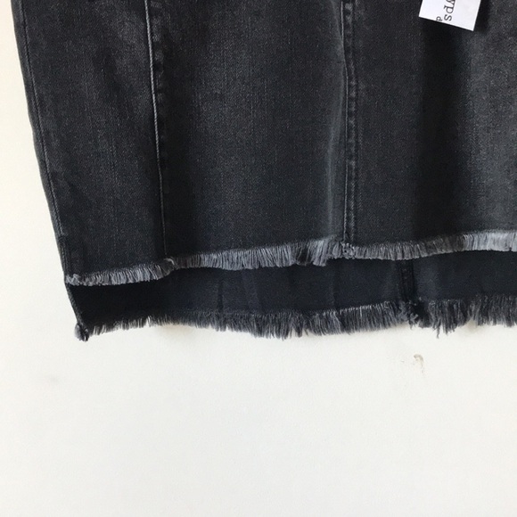 NWT Band of Gypsies Black Denim Skirt - Picture 3 of 6